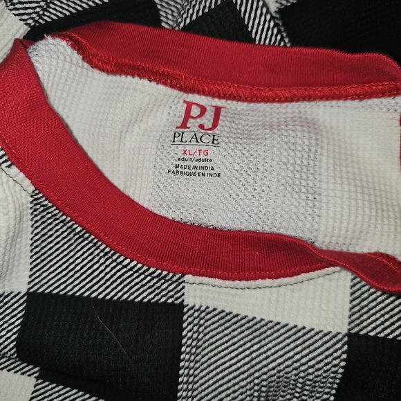 Christmas pj's - Picture 2 of 2